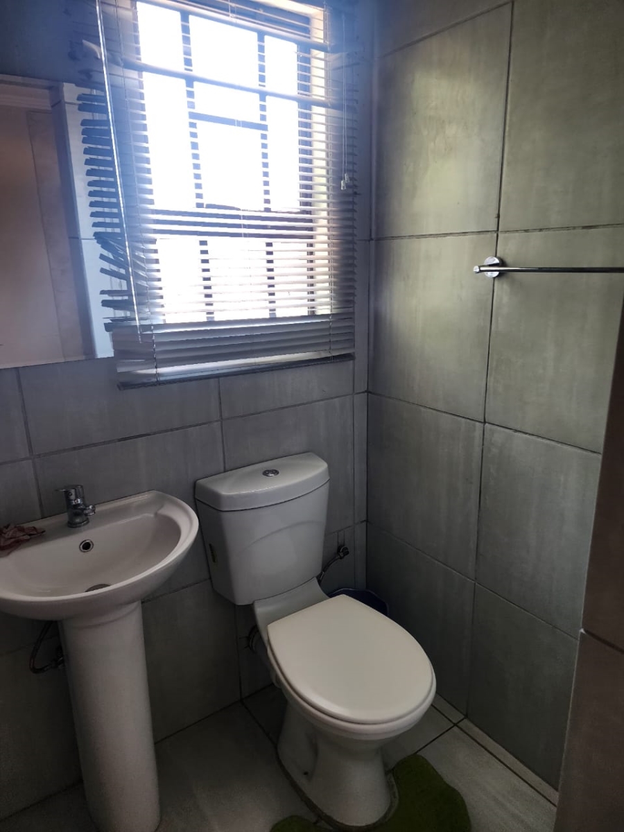 4 Bedroom Property for Sale in Flamwood North West